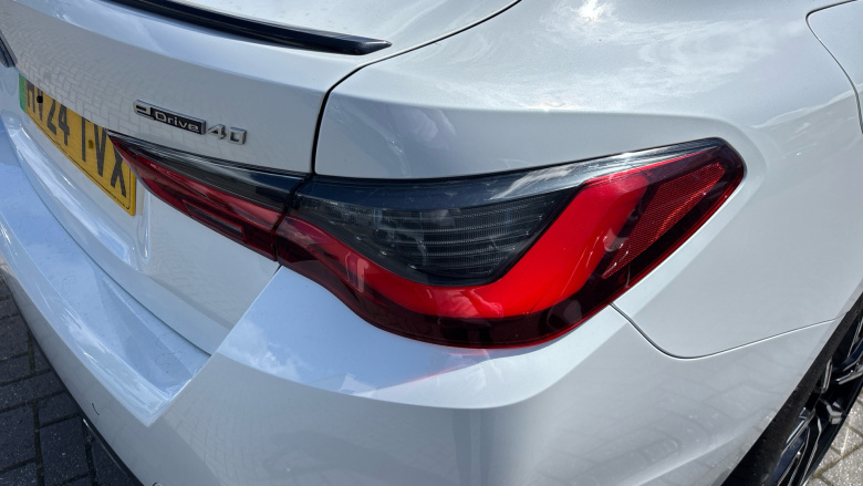 BMW i4 250kW eDrive40 M Sport 83.9kWh 5dr Auto Electric Hatchback